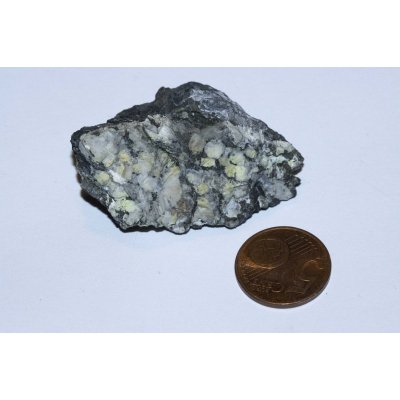 Dolomite on coal